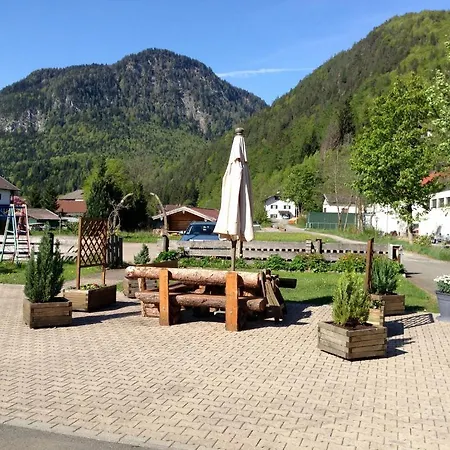 Gaestehaus Edlhuber 2*