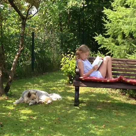 לינה וארוחת בוקר Gaestehaus Edlhuber