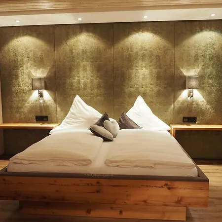 Gaestehaus Edlhuber 3* Mittenwald