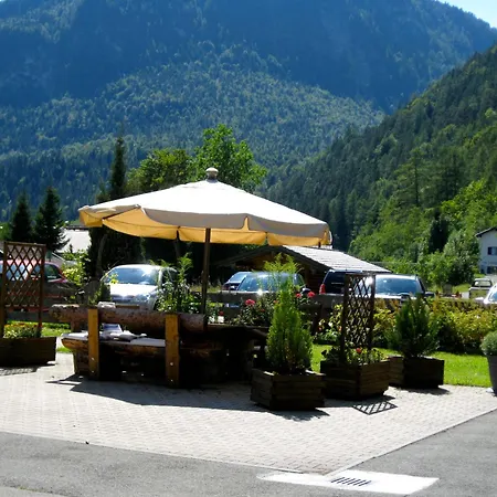 Gaestehaus Edlhuber 3* Mittenwald