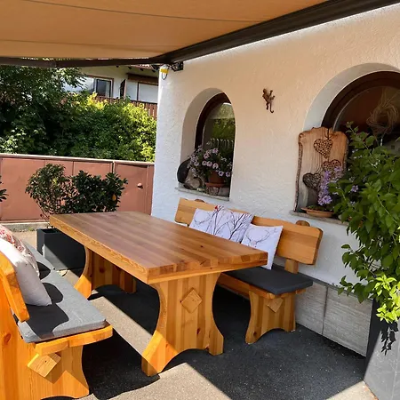 Gaestehaus Edlhuber Bed & Breakfast 3*