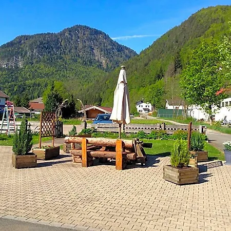 Gaestehaus Edlhuber 4* Mittenwald