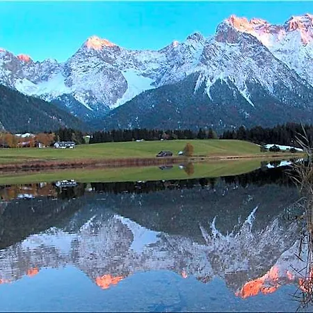 Gaestehaus Edlhuber Mittenwald
