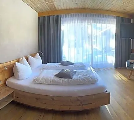 Gaestehaus Edlhuber 4* Mittenwald
