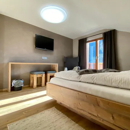 Gaestehaus Edlhuber 4*