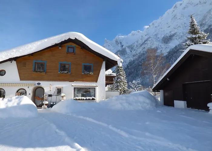 Gaestehaus Edlhuber ベッド・アンド・ブレックファスト ミッテンヴァルト